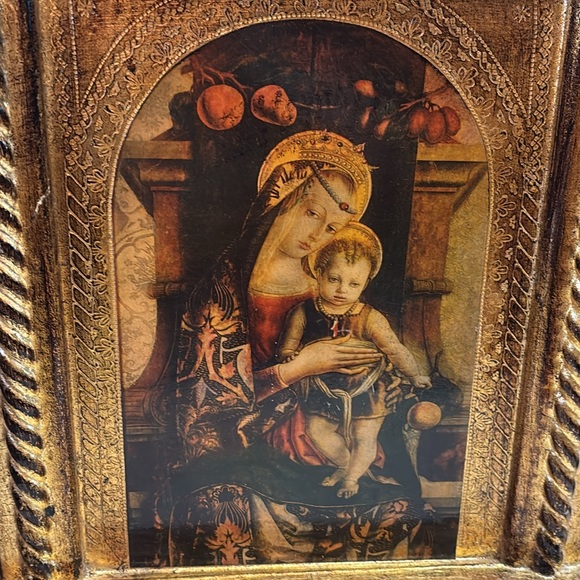 Antique ornate gold frame print of the Madonna and child - Picture 3 of 12